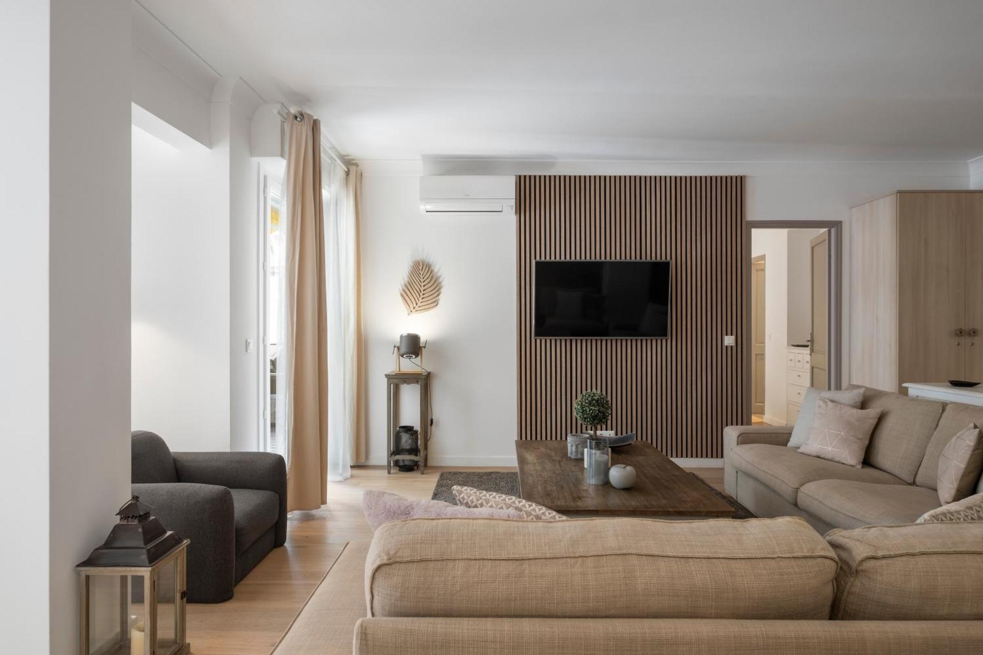 Center, 110m2, 3br & 3bth, Terrace Cannes