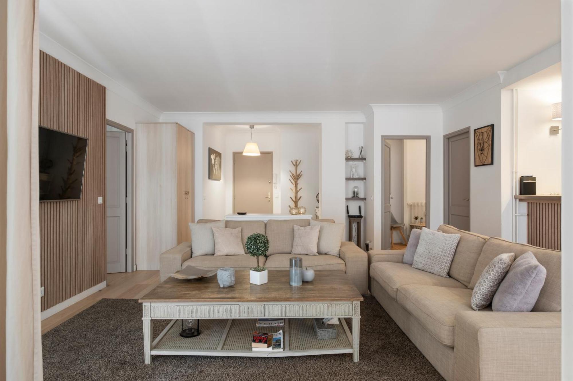 Center, 110m2, 3br & 3bth, Terrace * Cannes