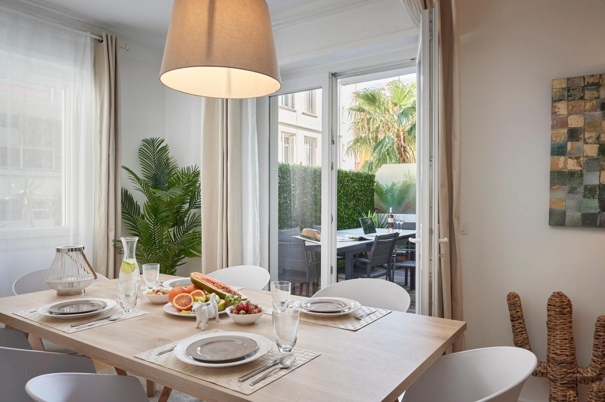 Center, 110m2, 3br & 3bth, Terrace Appartement