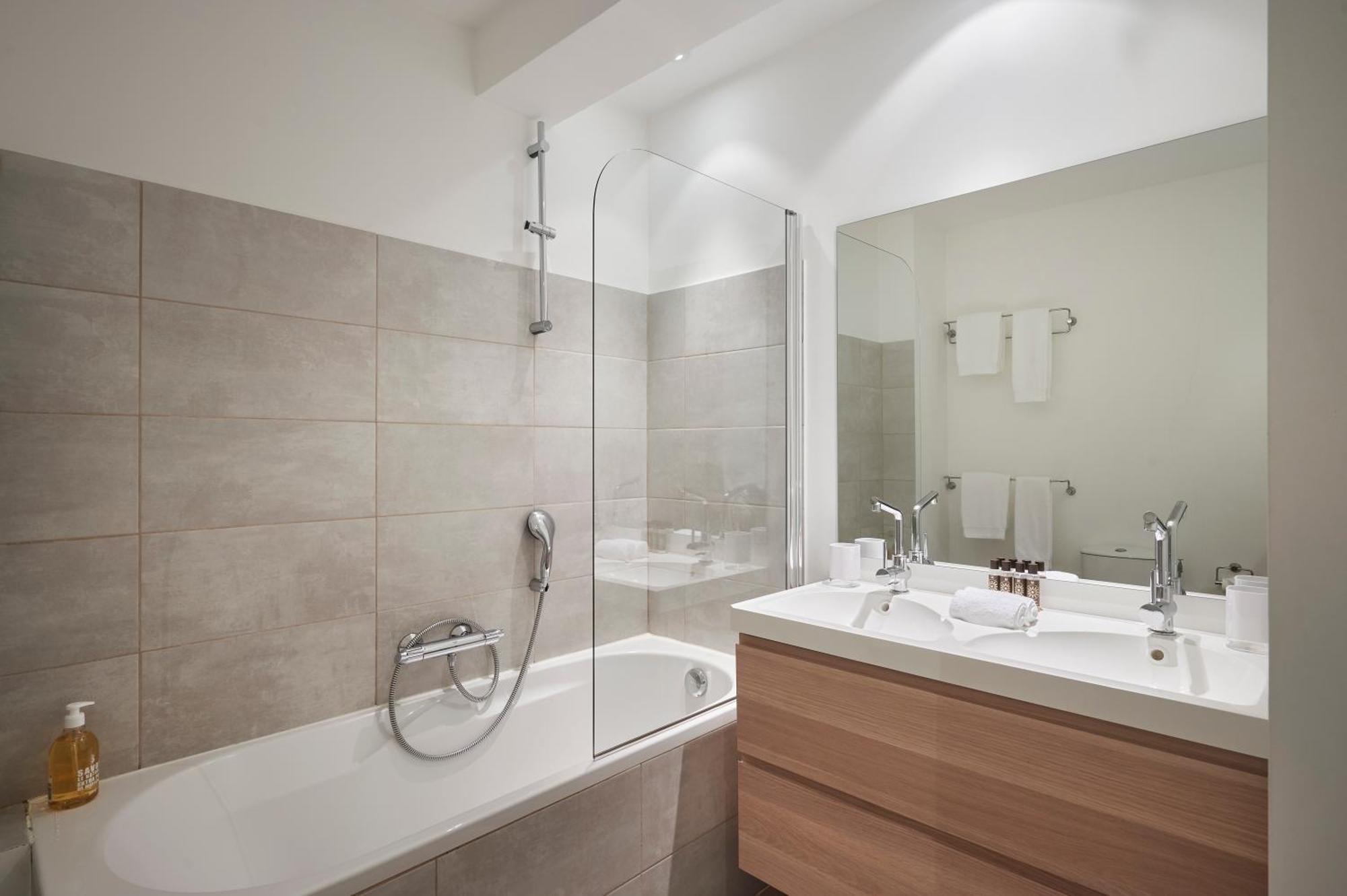 Center, 110m2, 3br & 3bth, Terrace Appartement *